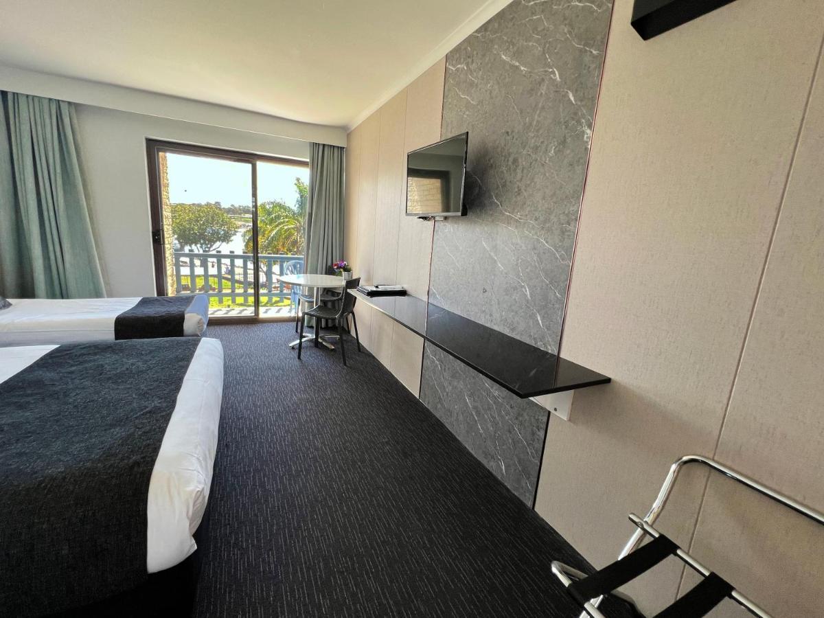 Motel Mariners On The Waterfront Batemans Bay Exterior foto