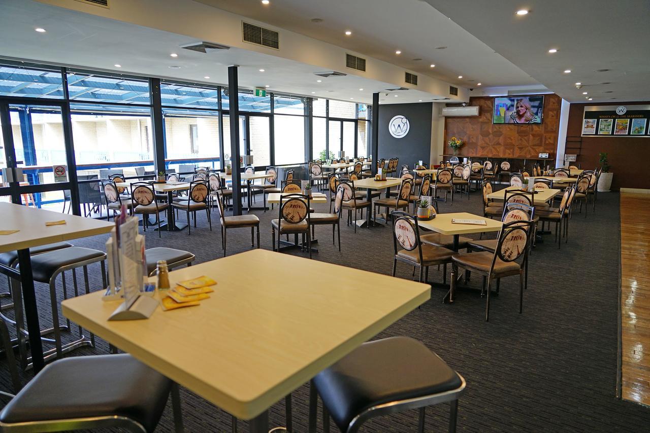 Motel Mariners On The Waterfront Batemans Bay Exterior foto