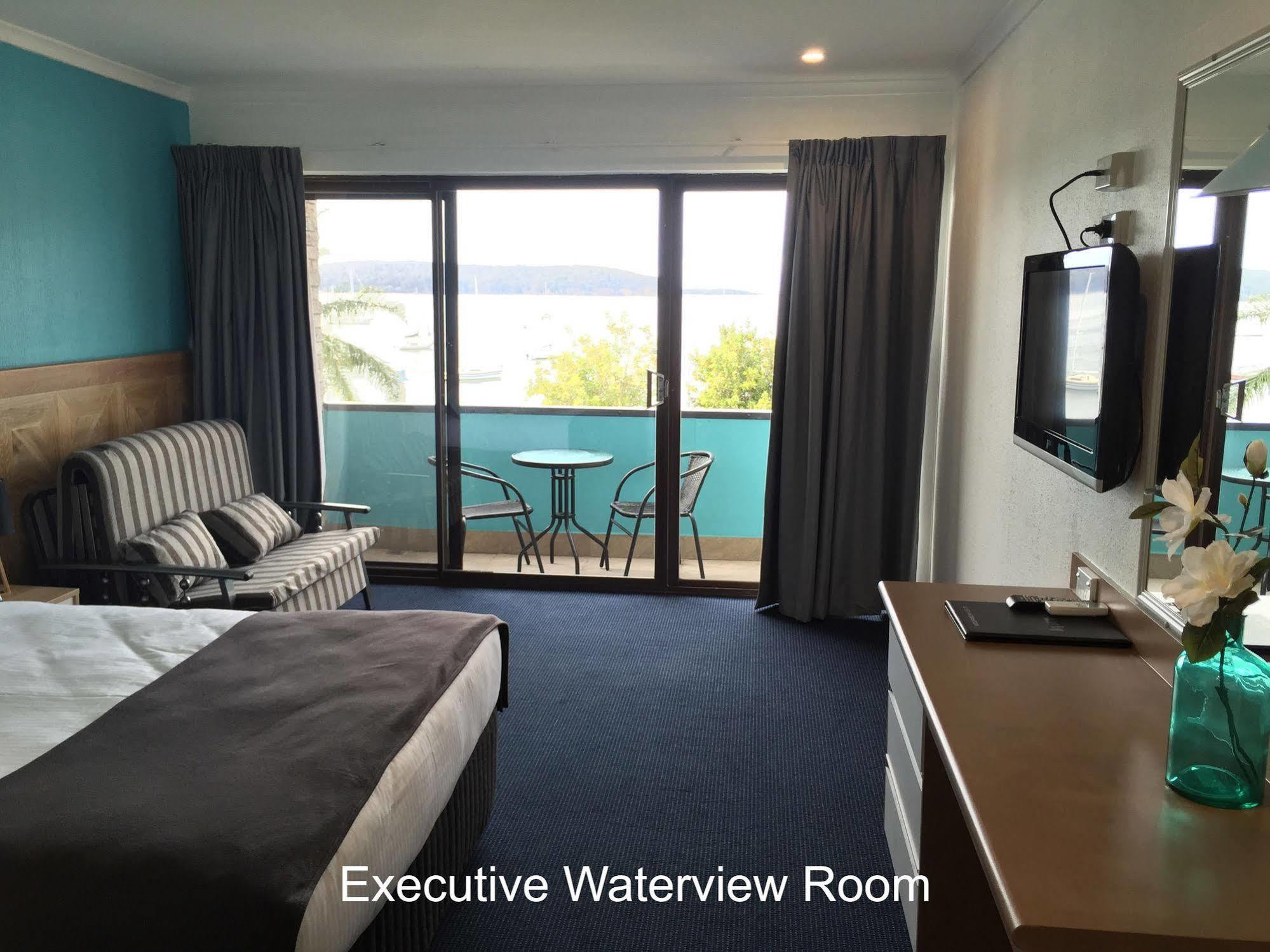 Motel Mariners On The Waterfront Batemans Bay Exterior foto